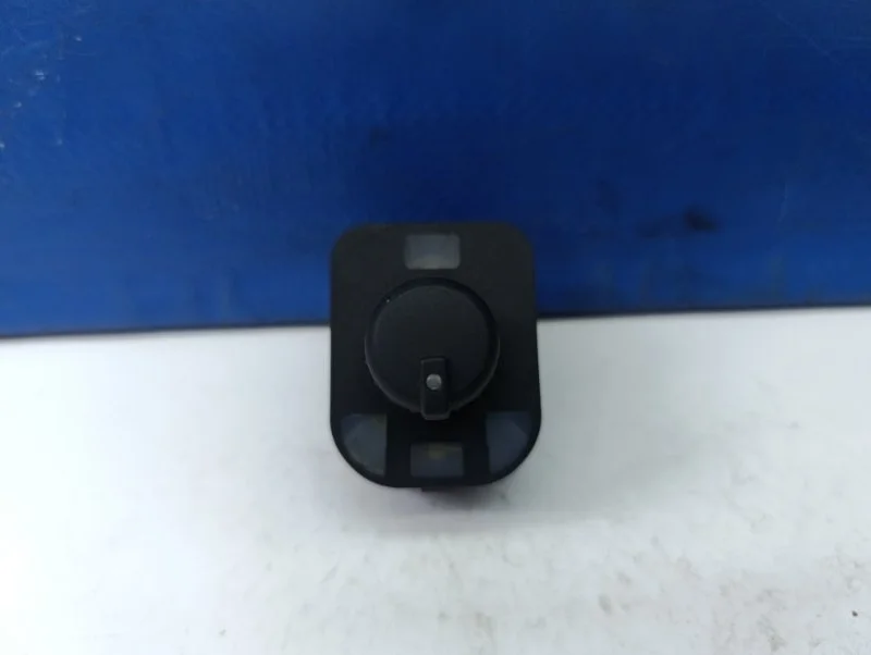 Кнопка корректора зеркал Audi TT 2007 8E0959565A