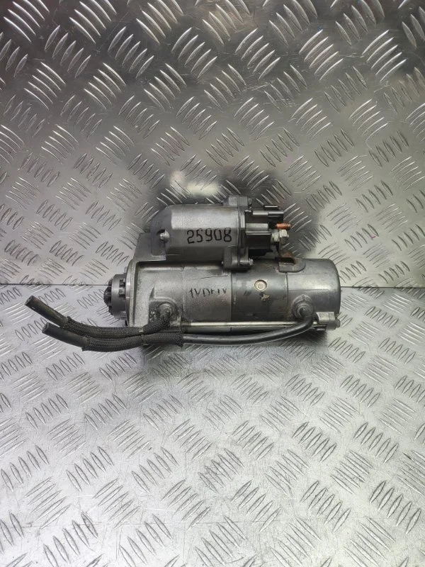 Стартер Toyota Land Cruiser 2810051071 200 1VDFTV
