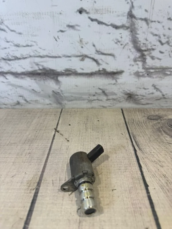 Клапан электромагнитный Audi A6 2013 C7