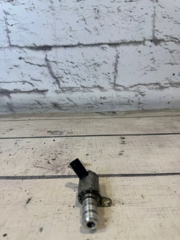 Клапан электромагнитный VW Passat 2012 B7