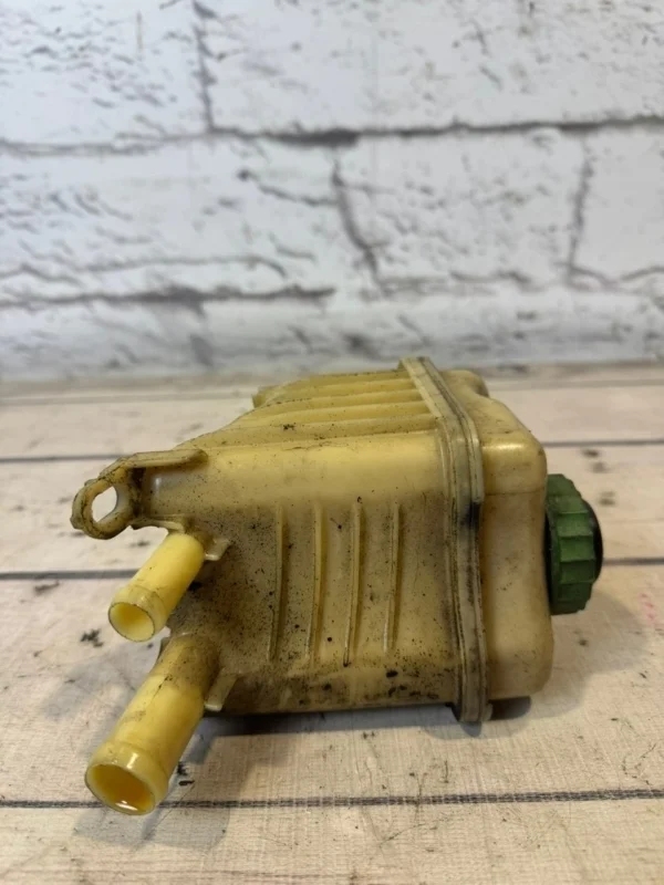 Бачок гидроусилителя руля VW Touareg 1 2009