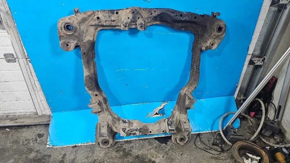 Подрамник Hyundai Tucson I (2004—2015)