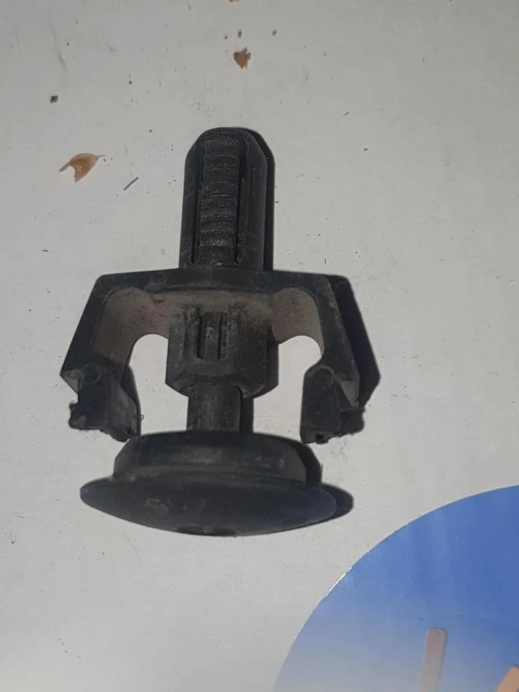 клипса крепления радиатора Mercedes-Benz S-класс W222/C217/A217 (2013—2017) S 350d 3.0 4MATIC 7G-Tronic (258 л.с.)