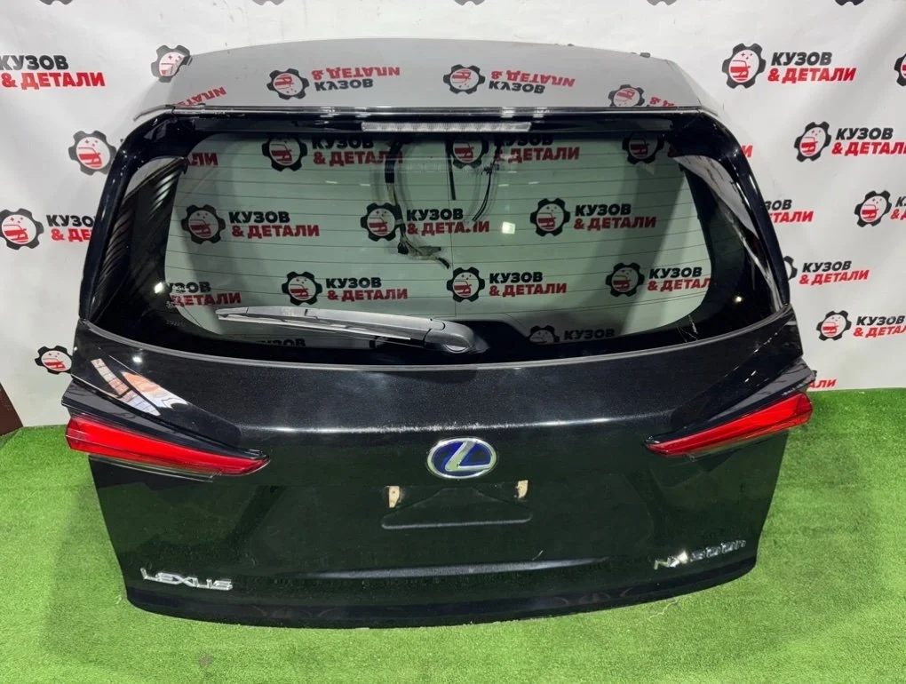 Крышка багажника Lexus NX 2017-2021 6700578050 Z10