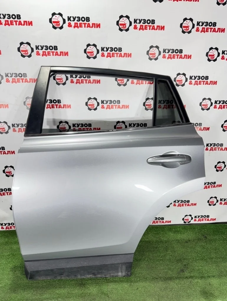 Дверь боковая Toyota RAV 4 2012-2018 6700442180 40, задняя левая