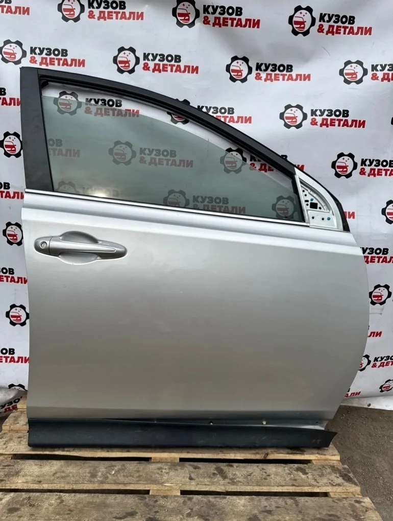 Дверь боковая Toyota RAV 4 2012-2018 6700142150 40, передняя правая