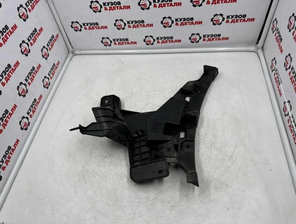 Крепление бампера Lexus NX 2017-2022 5282278030, переднее левое