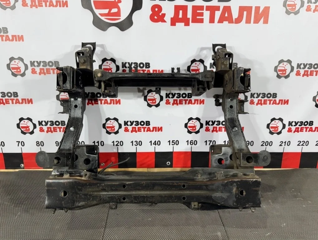 Подрамник Mitsubishi Pajero 1999-2004 4000A209 V75W, передний