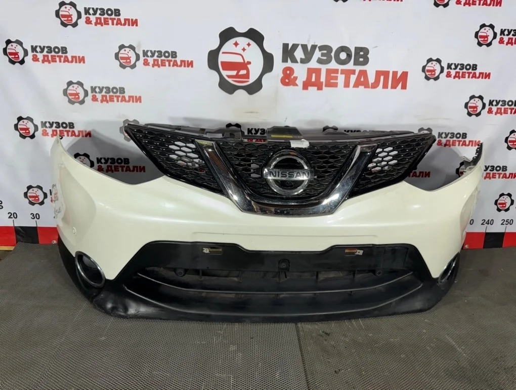 Бампер Nissan Qashqai 2013-2019 62022HL10H J11, передний