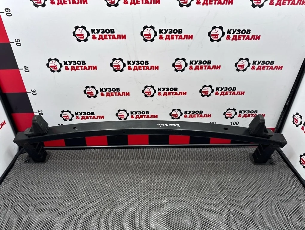 Усилитель бампера Nissan Qashqai 2013-2019 62030HV51A J11, передний