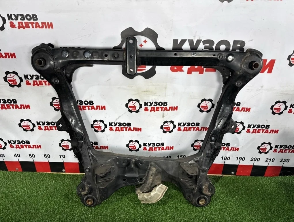 Подрамник Lexus RX 5110048091, передний