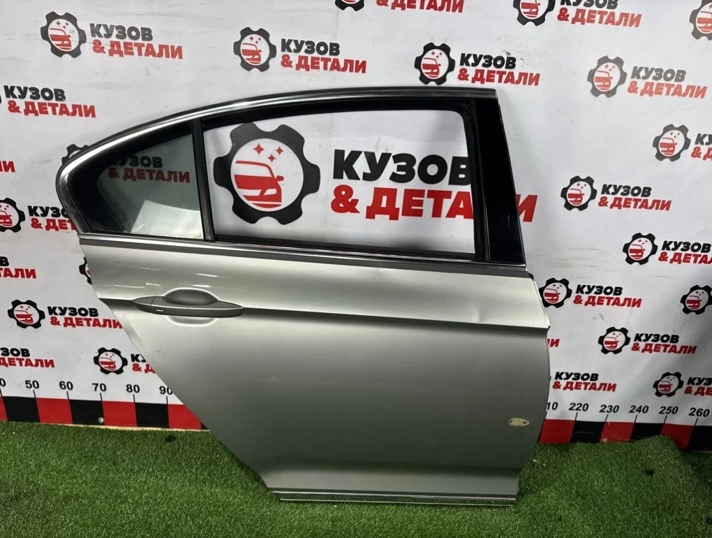 Дверь боковая volkswagen Passat 3G5833056AC B8, задняя правая