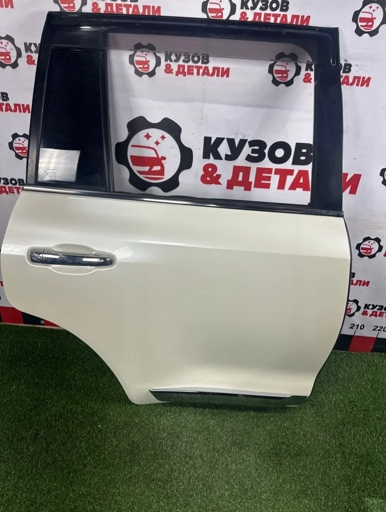 Дверь боковая Toyota Land Cruiser 2015-2021 6700360410 J200, задняя правая