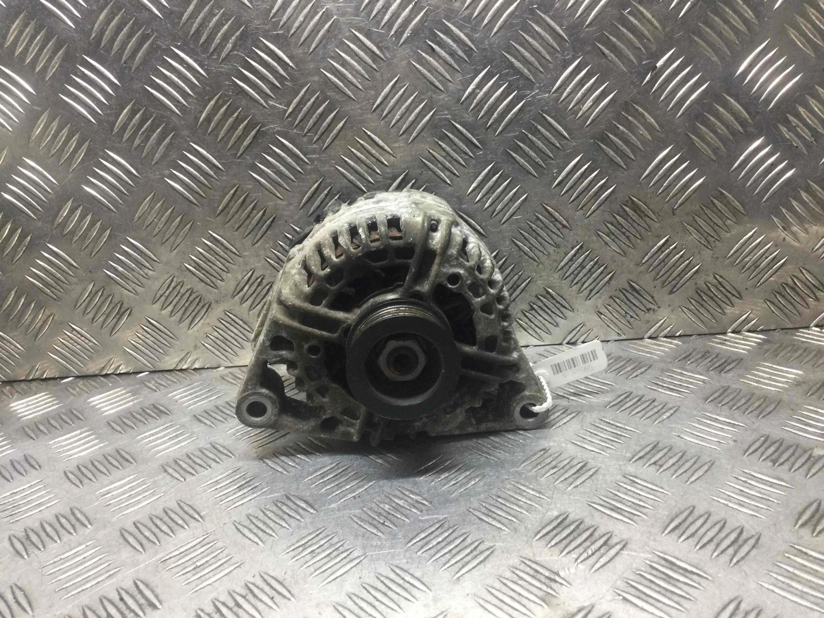 Генератор Opel Astra H рестайлинг 2007 - 2010 бензин 1.4 i Механика Х/б