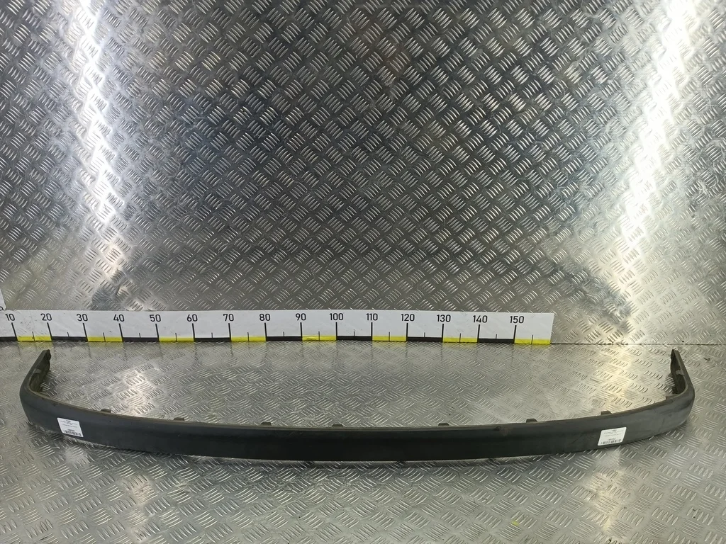 Накладка бампера заднего MITSUBISHI CARISMA I рес