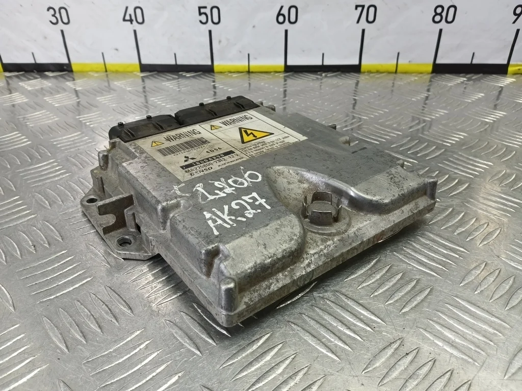 Блок управления двигателем MITSUBISHI L200 IV (20