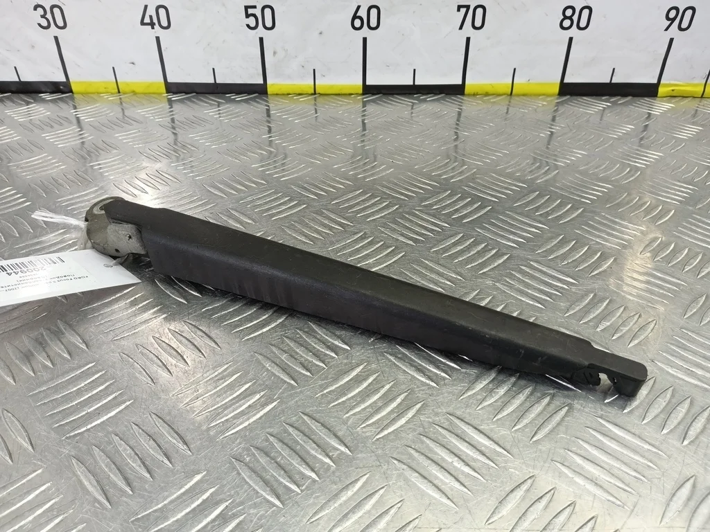 Поводок стеклоочистителя (Дворник) FORD Focus II