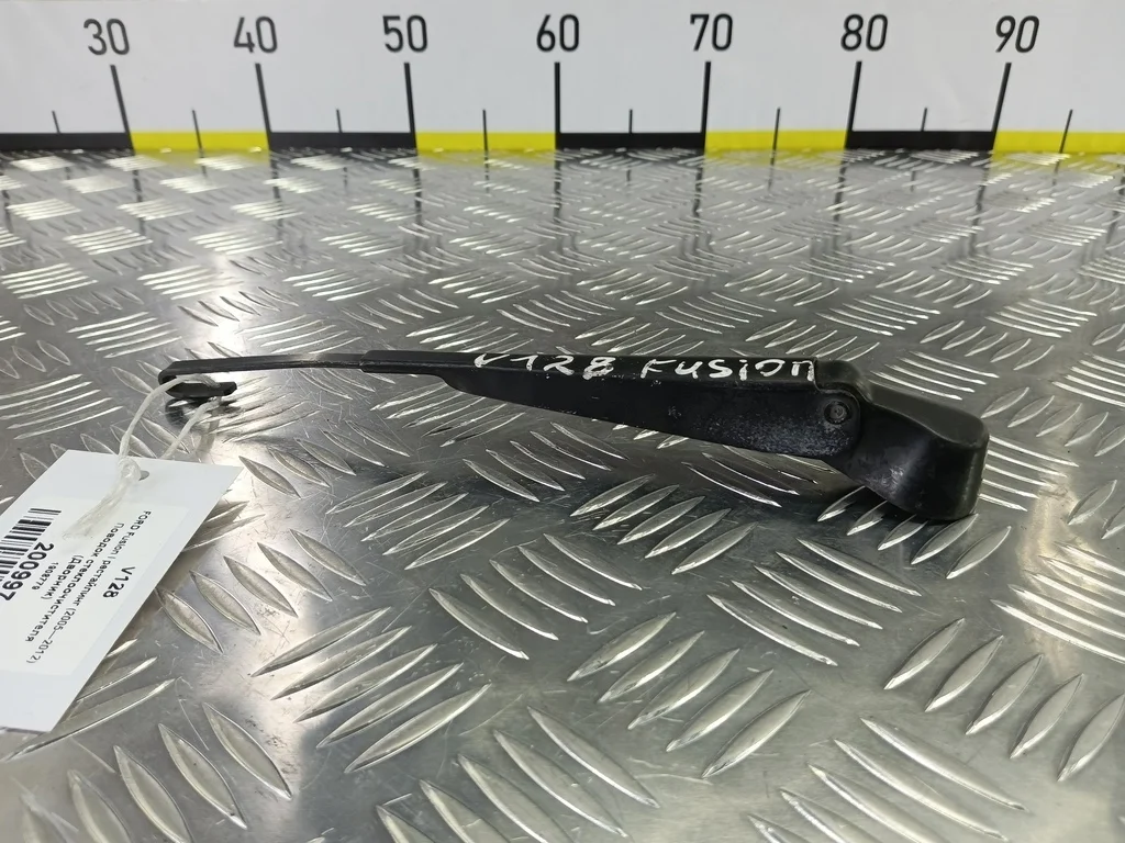 Поводок стеклоочистителя (Дворник) FORD Fusion I