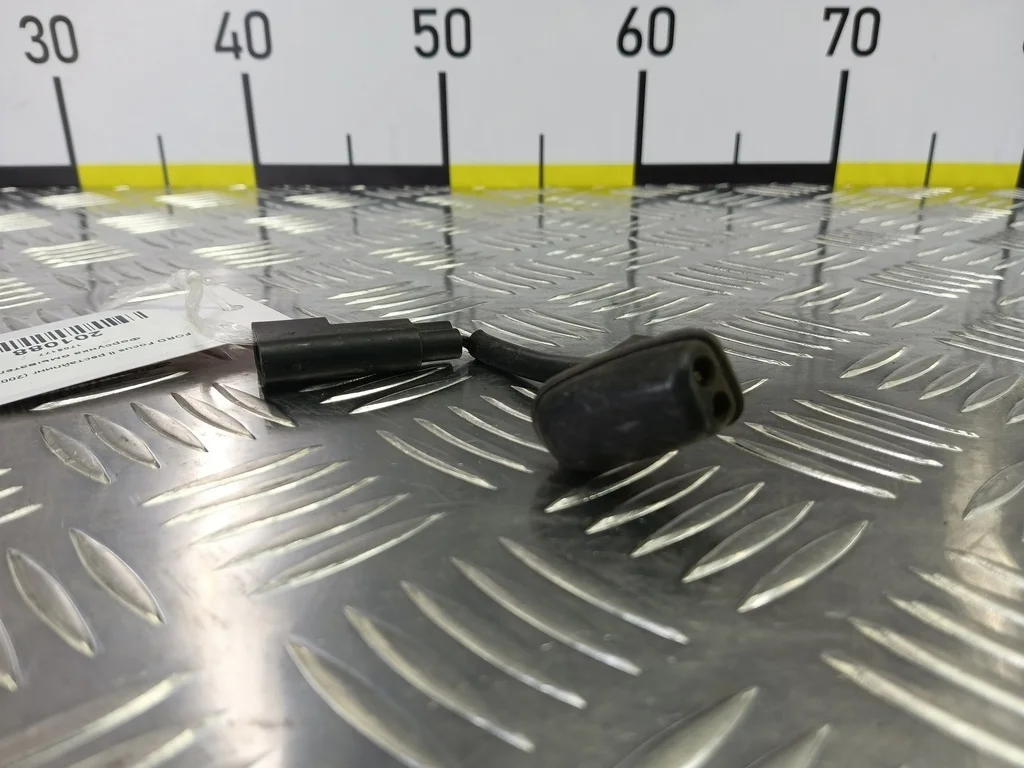 Форсунка омывателя FORD Focus II рестайлинг (2007