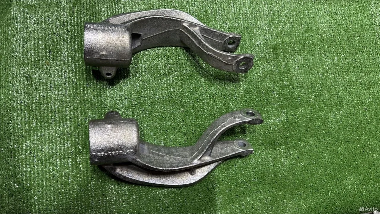 Крепление переднего амортизатора bmw g05 g06 g07