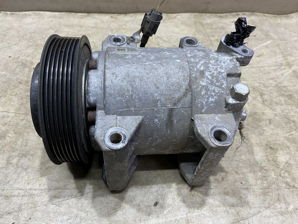 Компрессор кондиционера Nissan Pathfinder R51 2012