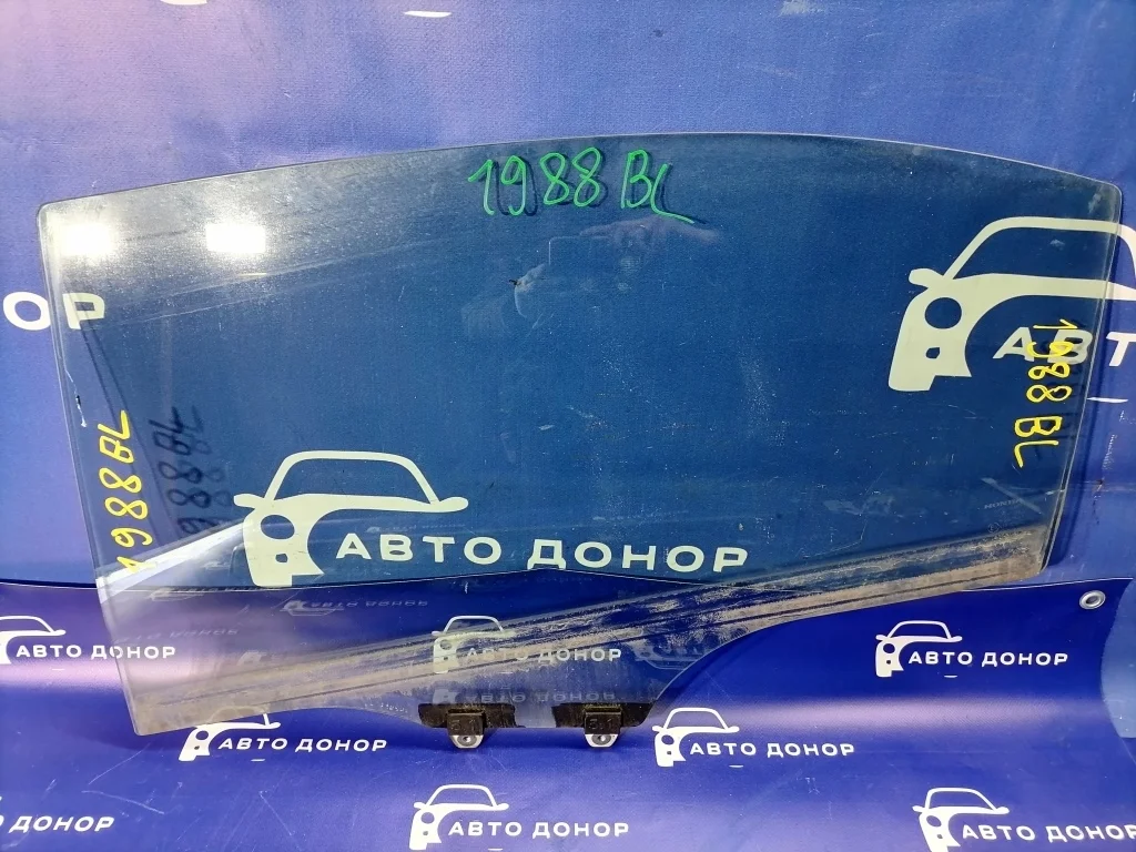 стекло HONDA CIVIC FD2 K20A R 73450-SNA-A00