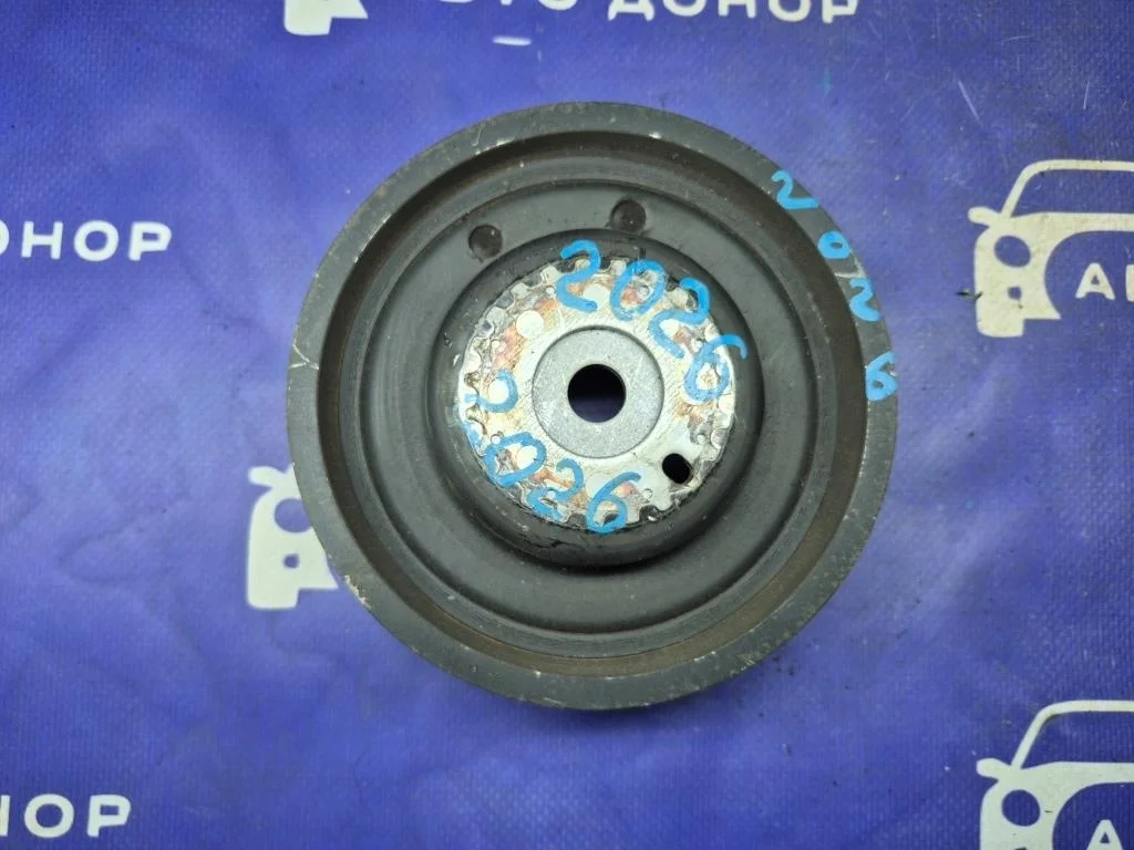 шкив коленвала MITSUBISHI LANCER CS2A 4G15 - MD356151