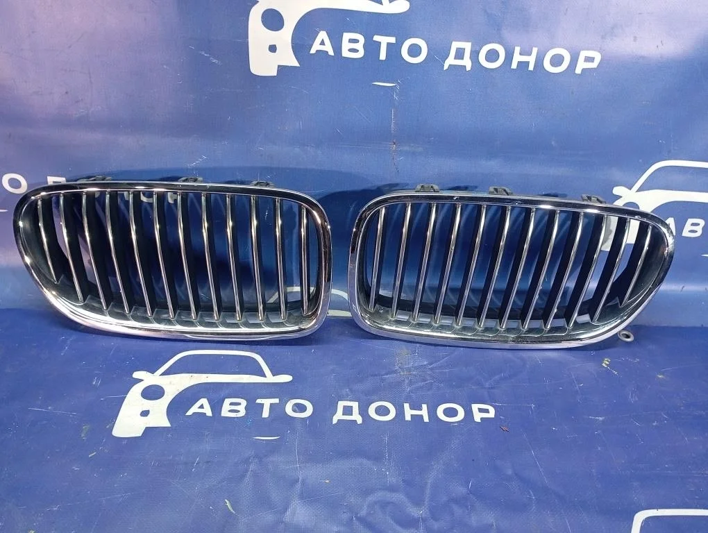 решетка радиатора BMW 5-Series F10 N52B25