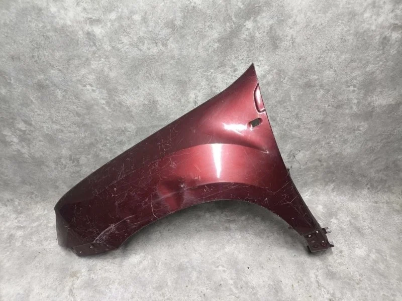 Крыло переднее левое Renault Duster