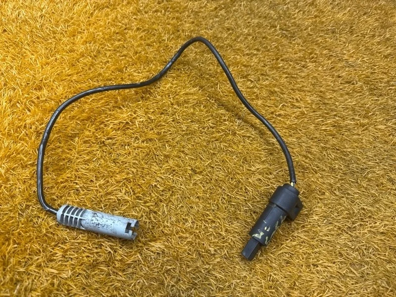 Датчик ABS Bmw 3-Series 2000 1165609 E46 M52B25 (256S4), передний правый