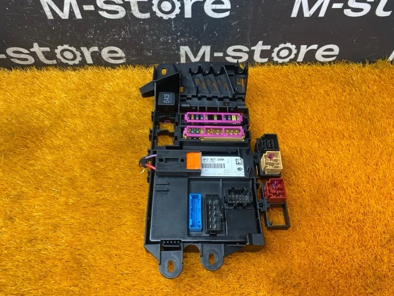 Блок комфорта Audi A6 2011 4F0907289K C6/4F CCEA
