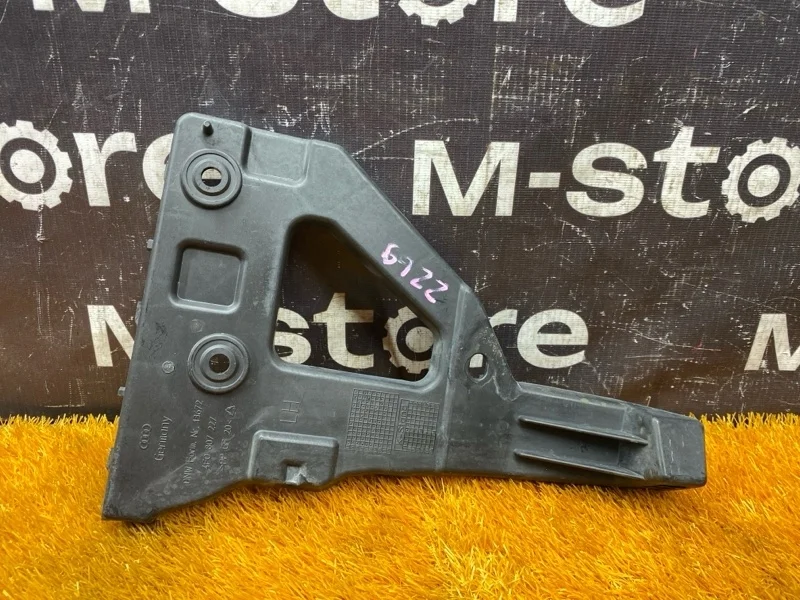 Крепление бампера Audi A6 2011 4F0807227 C6/4F CCEA, переднее левое