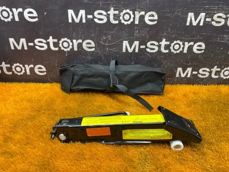 Домкрат Audi A7 2012 4G0011031F C7/4G CGWD