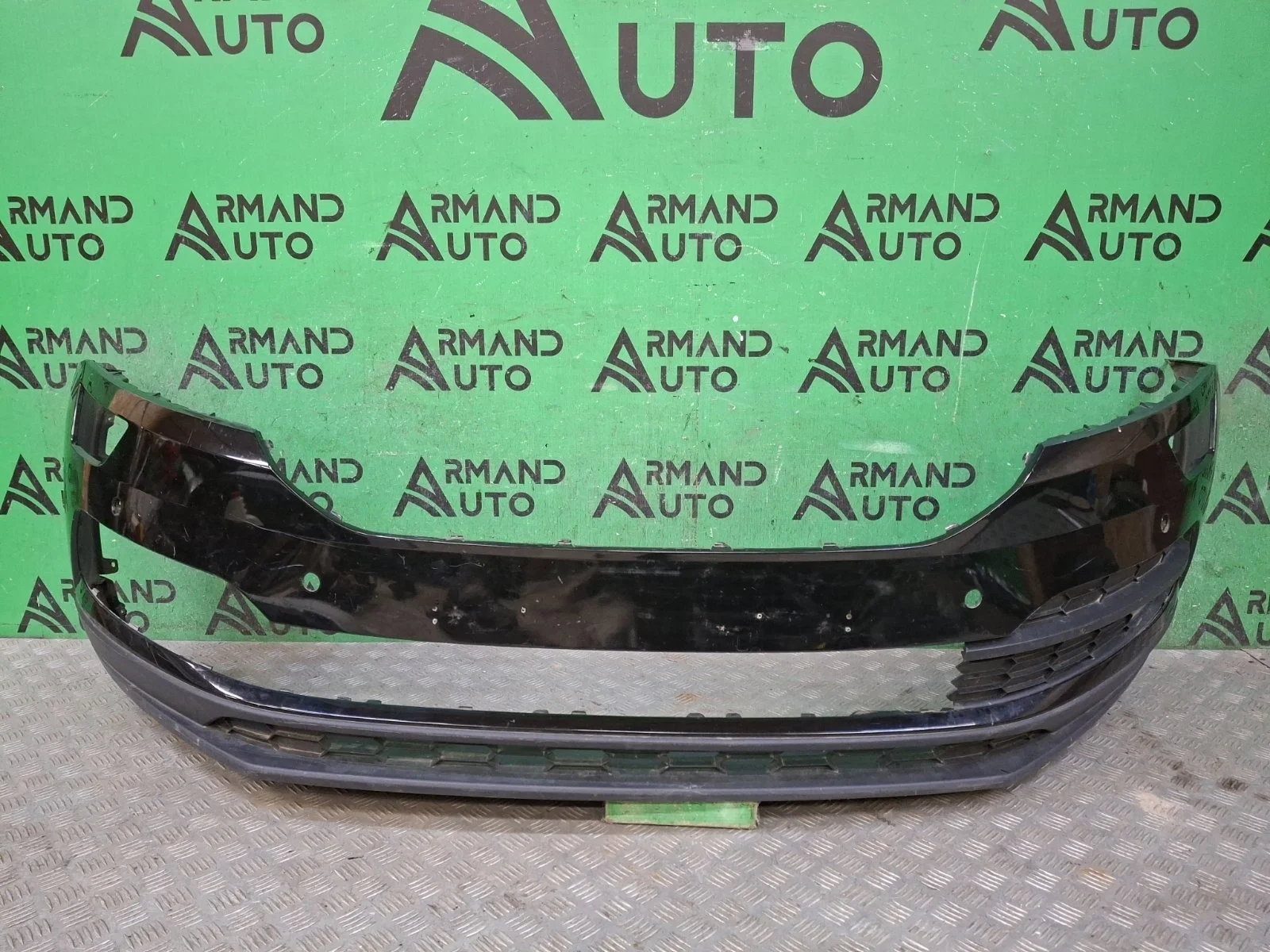 Бампер Skoda Karoq 2017-нв