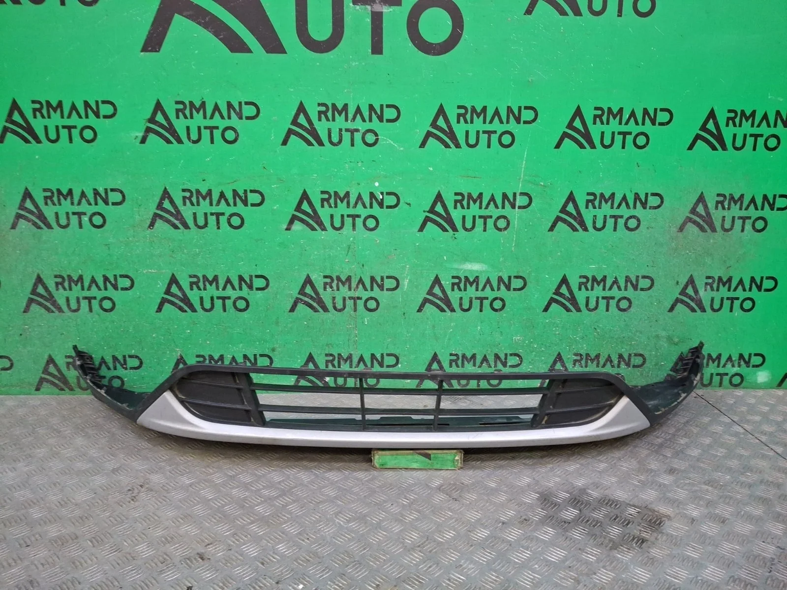 Юбка бампера Ford Kuga 2016-2019 CBS