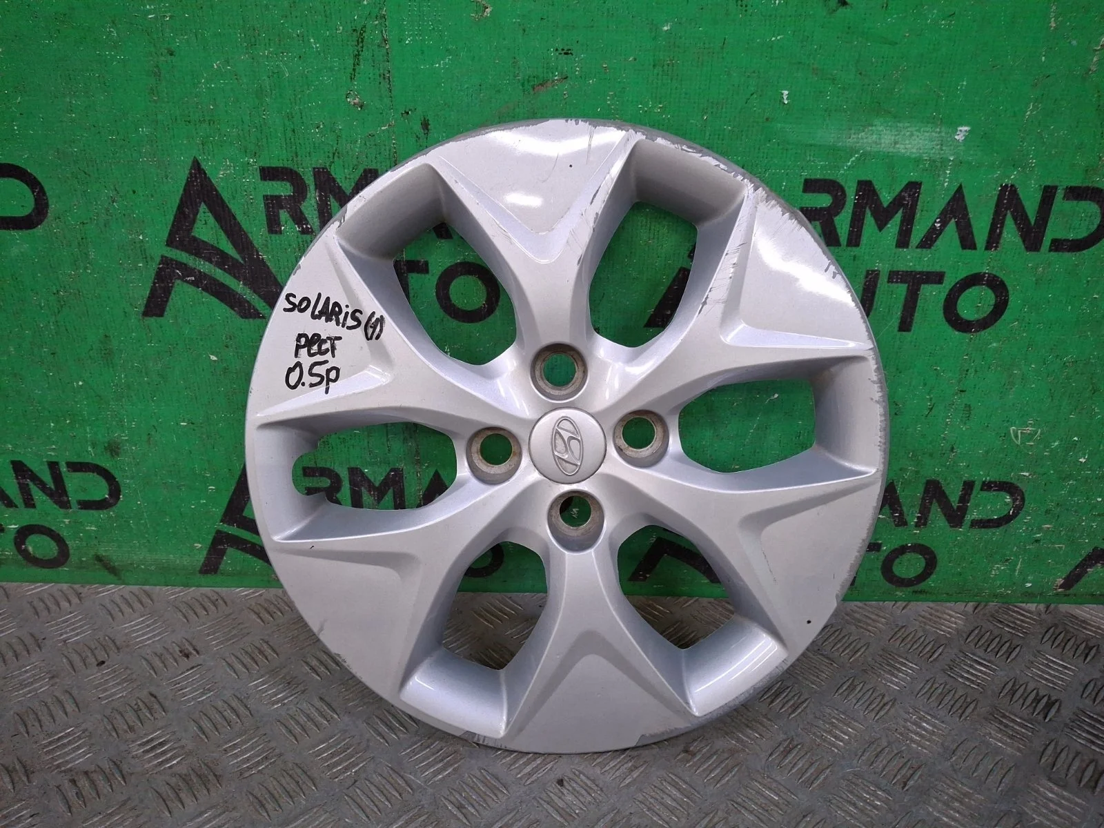 Колпак Hyundai Solaris 1