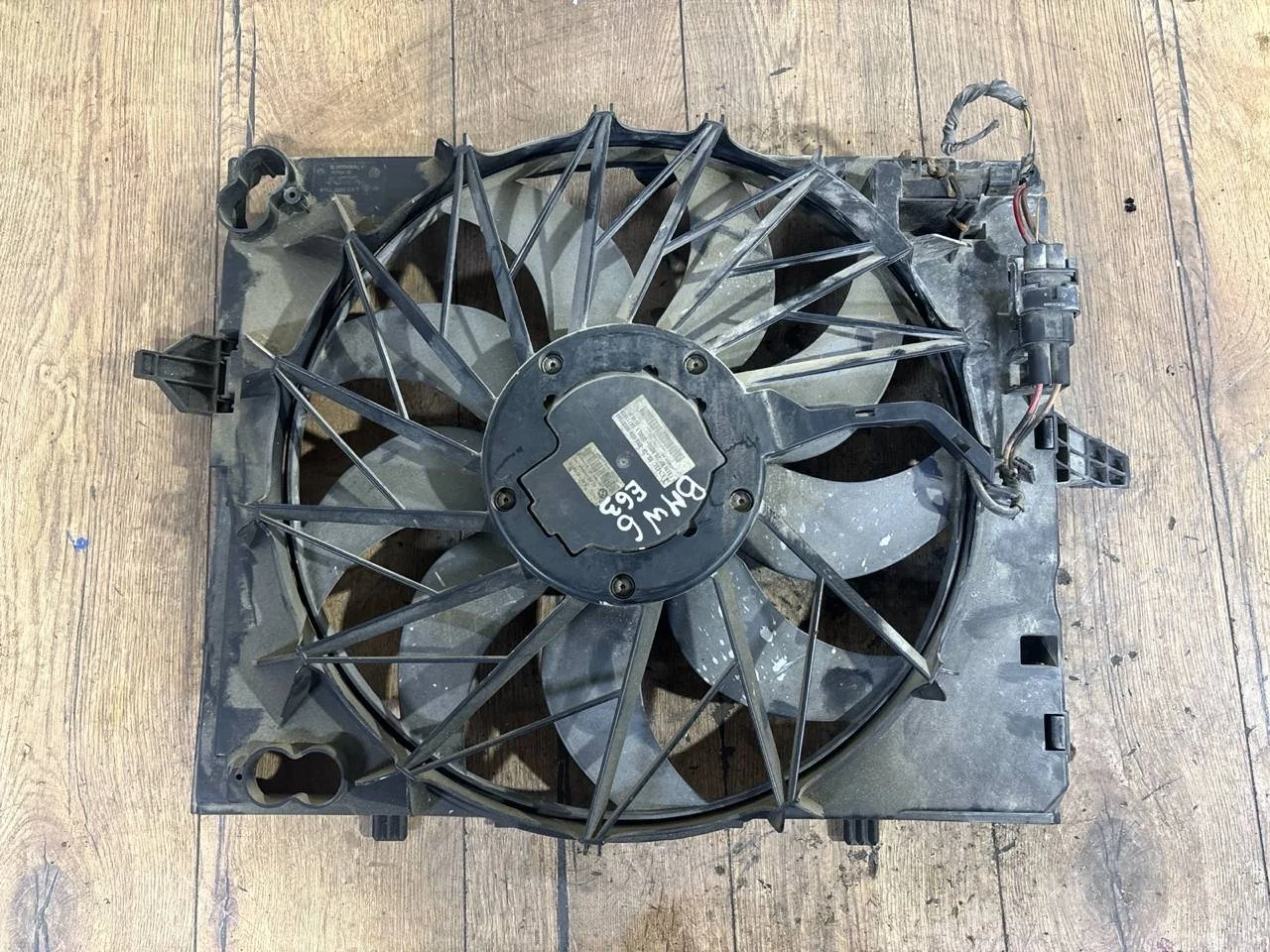 вентилятор охлаждения BMW 5 E60/E61