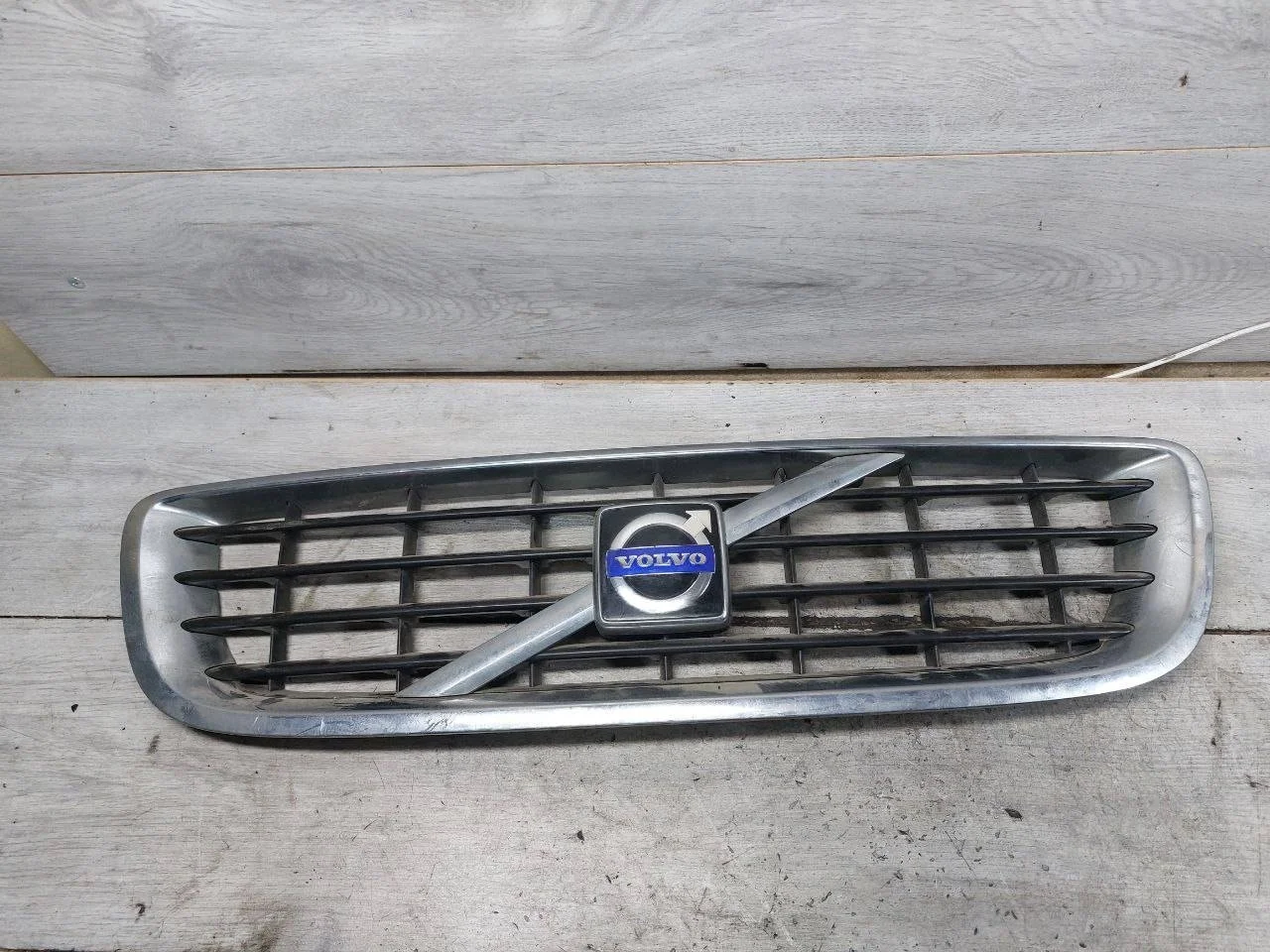 решетка радиатора Volvo S40 2