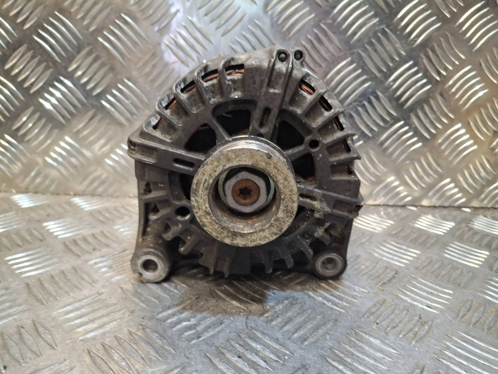 генератор BMW X1 E84