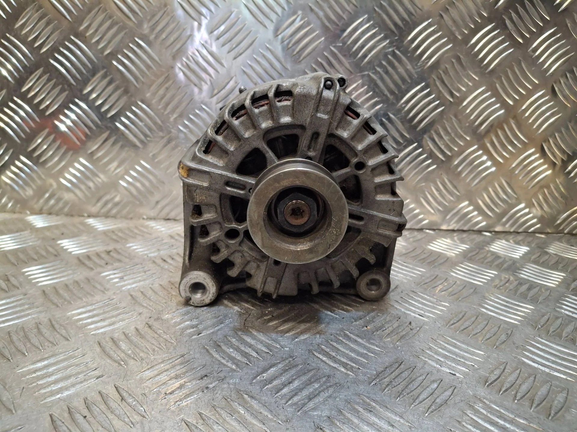 генератор BMW X1 E84