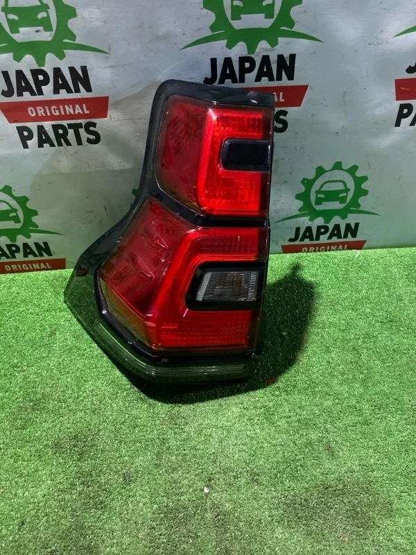 Фонарь Toyota Land Cruiser Prado 2019 8156160C30 150 1GD-FTV, задний левый