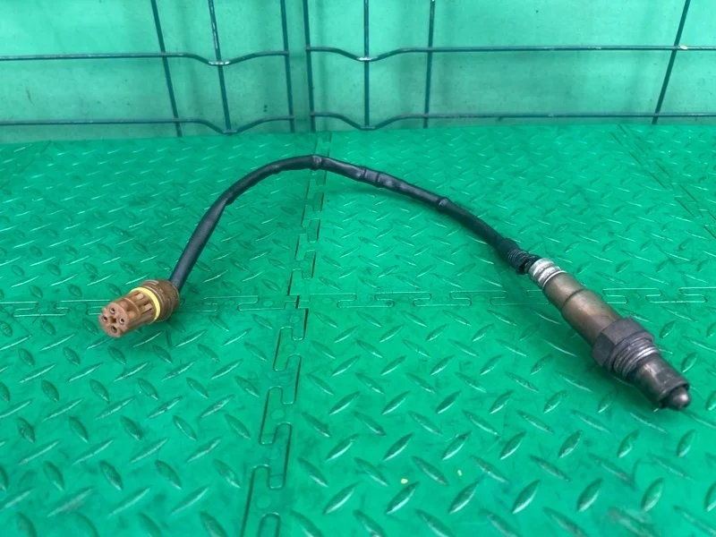 Датчик кислородный Mercedes-Benz 2003 W211