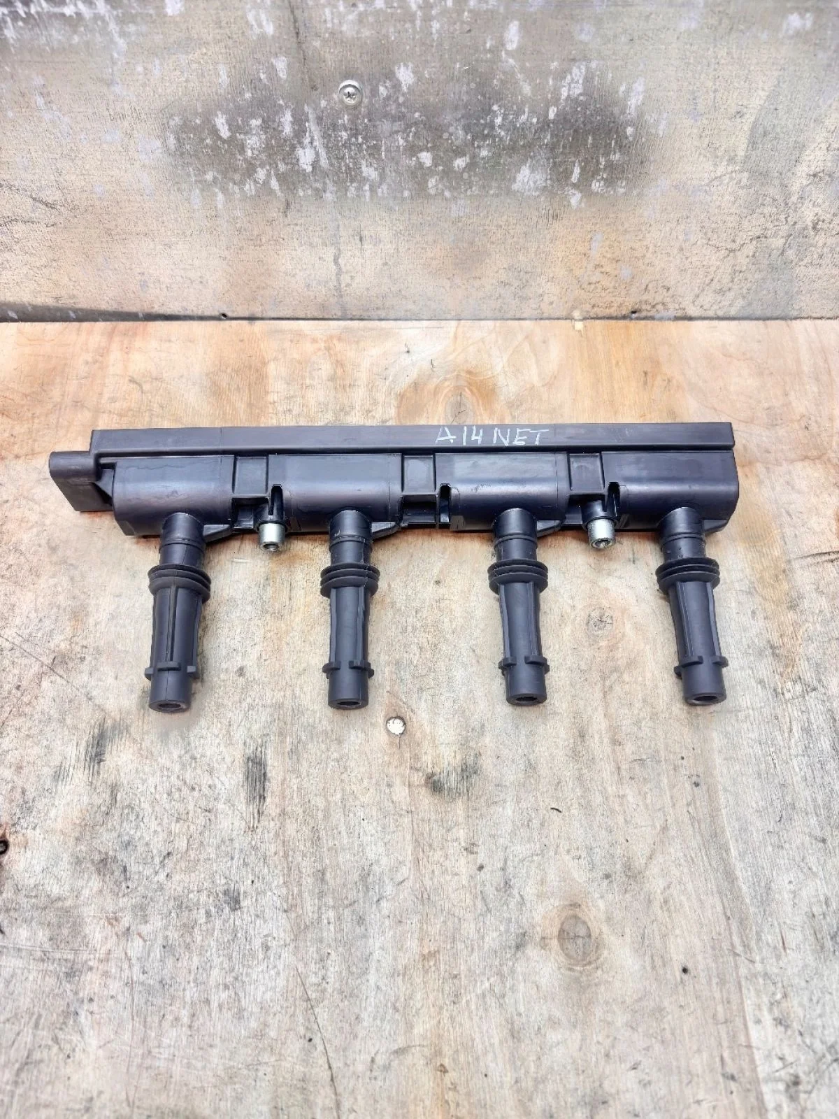 Катушка зажигания Opel Astra J (2009—2012)