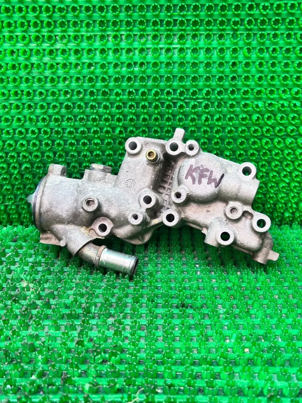 Корпус термостата Peugeot 206 I (1998—2012)