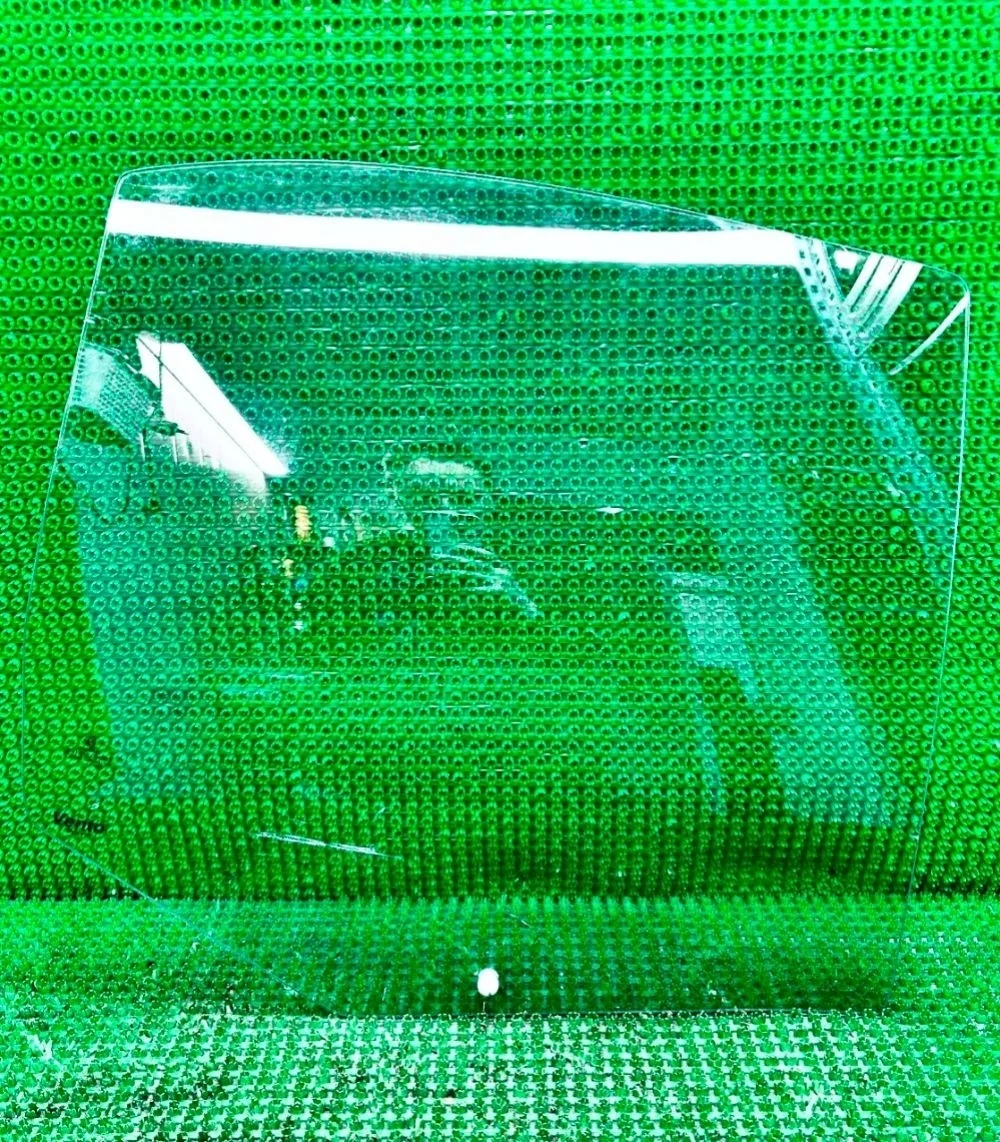 Стекло двери задней Volkswagen Jetta V (2005—2011)