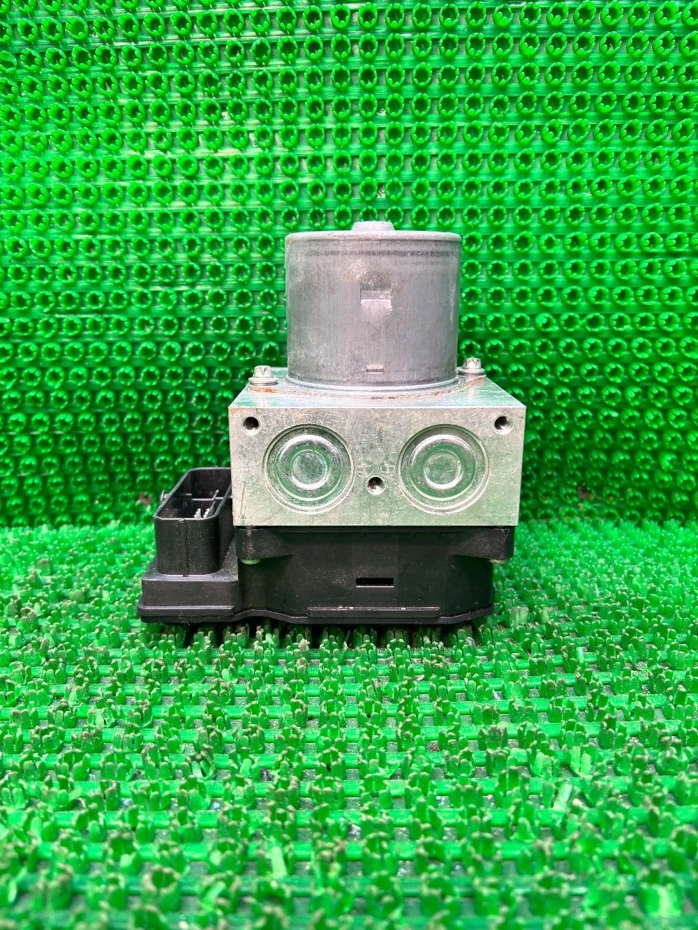 Блок управления ABS Volkswagen Tiguan I рестайлинг (2011—2019)