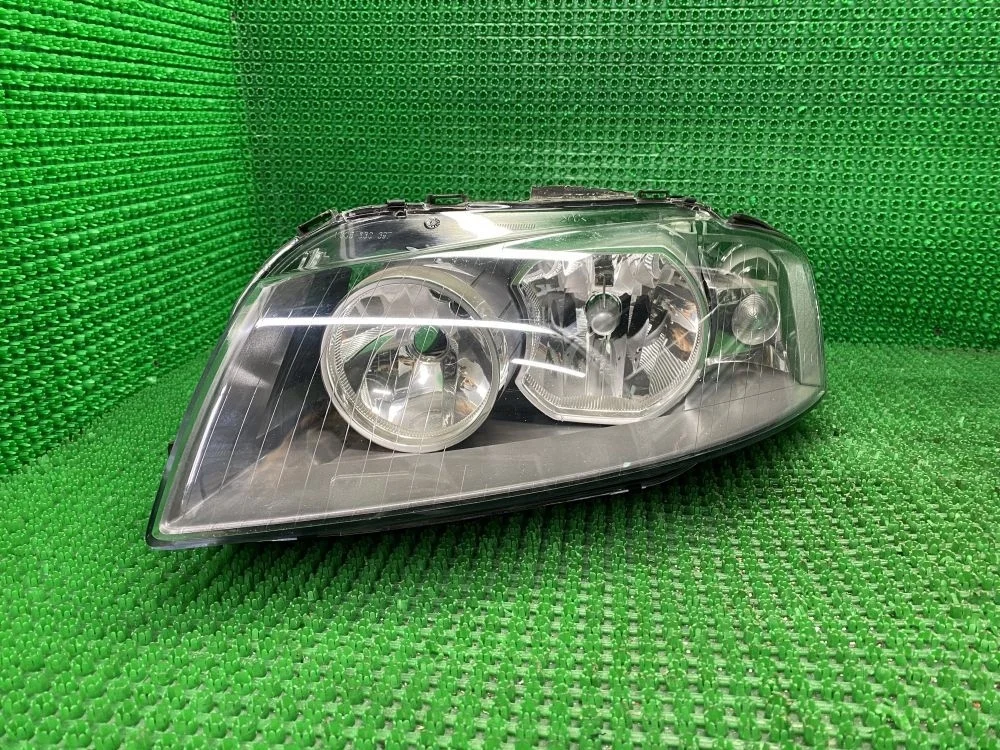 Фара Audi A3 8P (2003—2005)