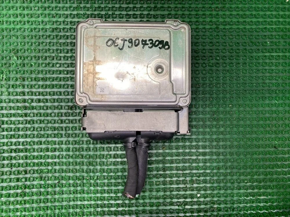 Блок управления двигателем Volkswagen Passat B7 (2010—2015)