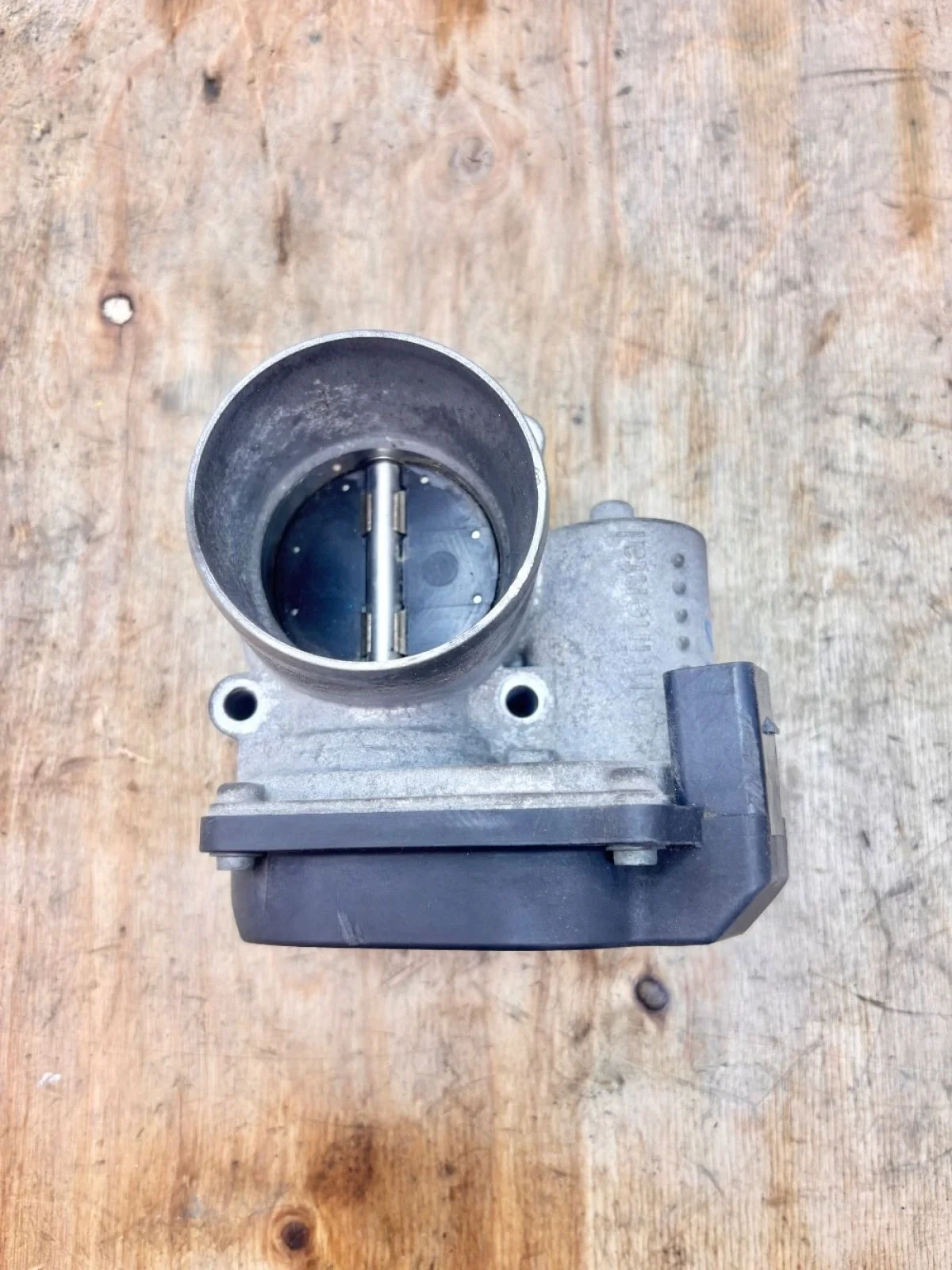 Дроссельная заслонка Volkswagen Passat B7 (2010—2015)