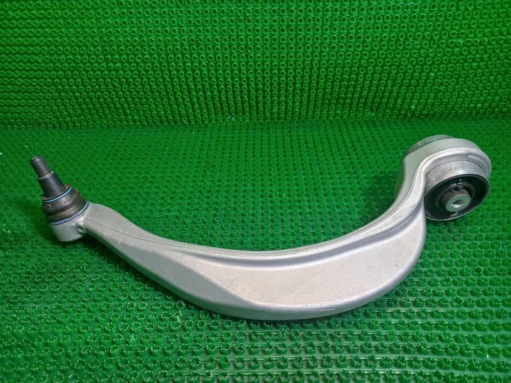 Рычаг задний нижний Audi A8 D4 рестайлинг (2013—2017)